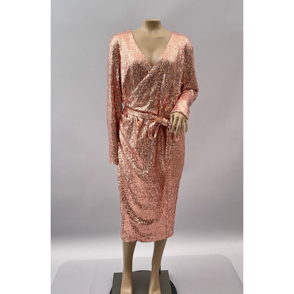 HOLIDAY SPARKLE SEQUIN PARTY DRESS ELOQUII